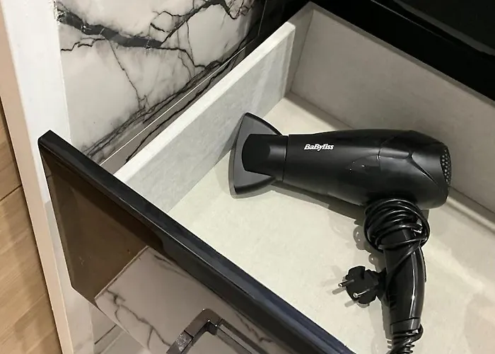 Ks Near Station Gare Du Nord And Gare De L Est 아파트 *